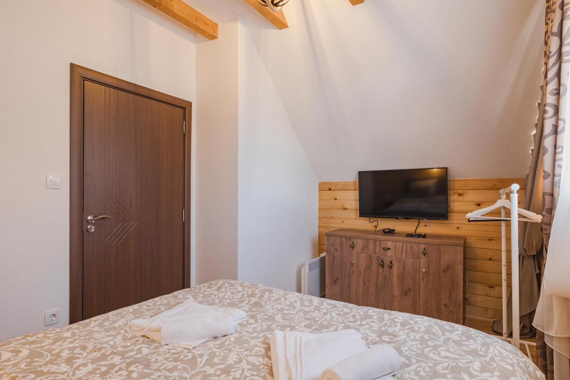 Mountain House Ivanovic Moticki Gaj المظهر الخارجي الصورة