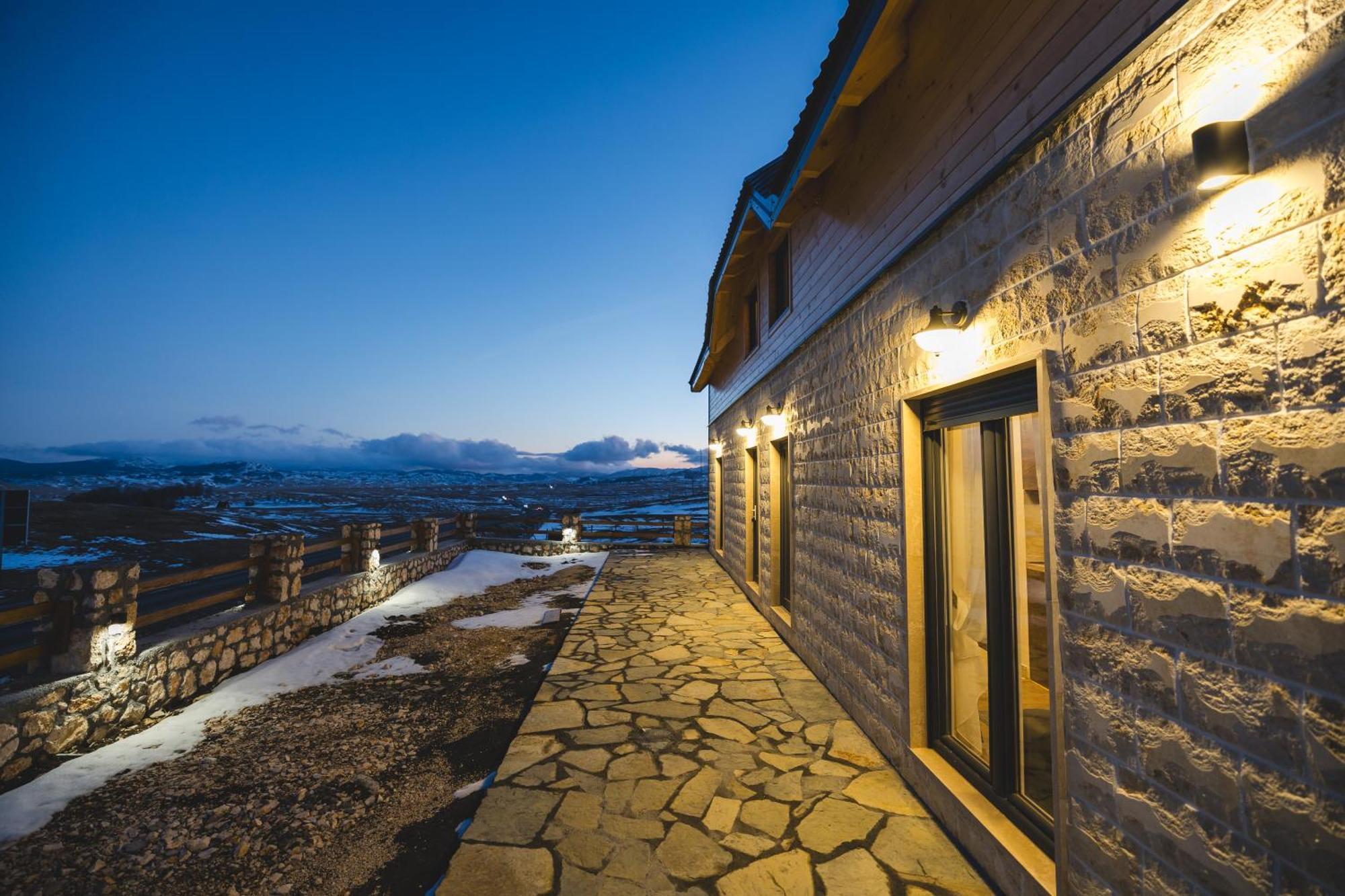 Mountain House Ivanovic Moticki Gaj المظهر الخارجي الصورة